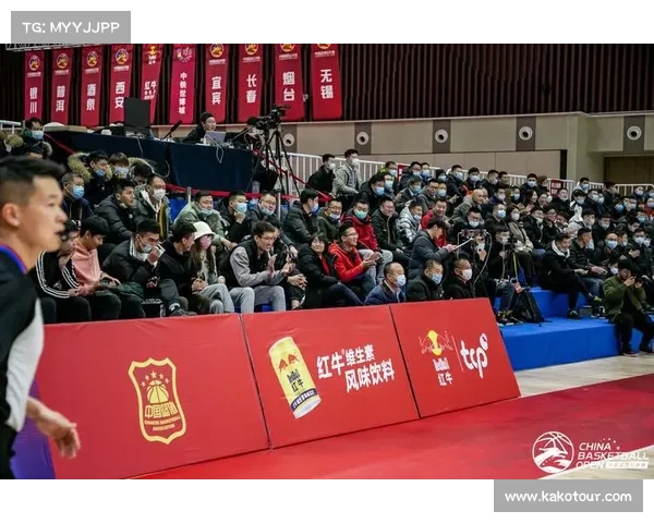 中国篮协总决赛要求球员交通讯设备 中国篮协总决赛要求球员交通讯设备